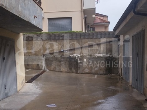 Magazzino in vendita a Squillace