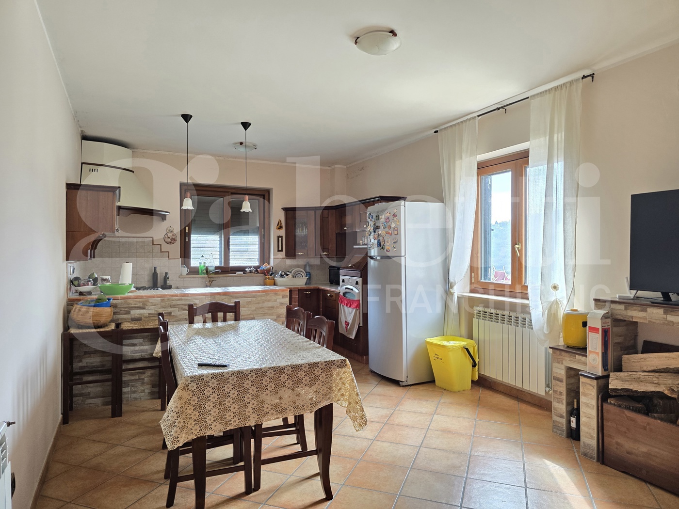 Appartamento con giardino a Pentone