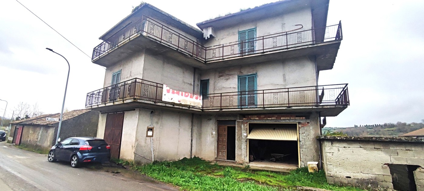 Stabile/Palazzo in vendita a San Vito sullo Ionio