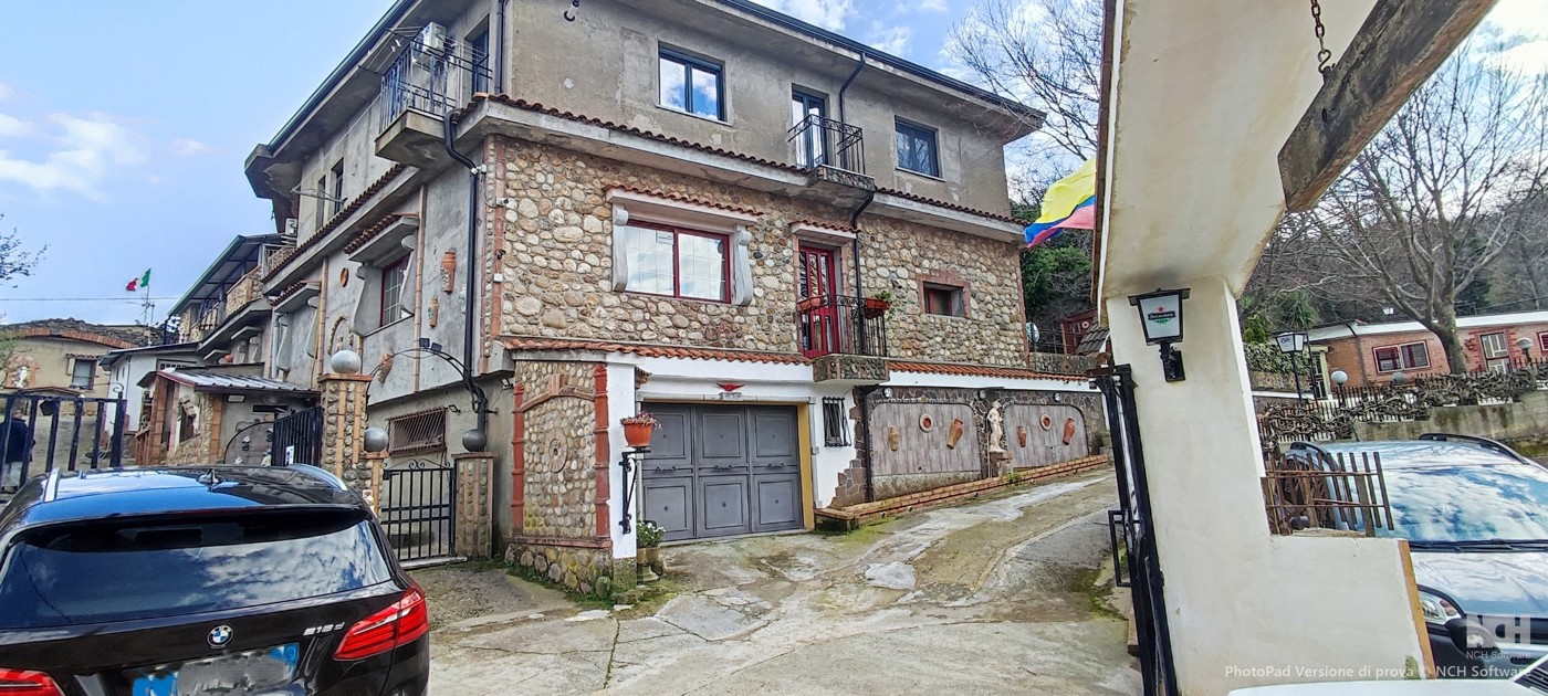 Attivit� commerciale Ristorante e pizzeria in affitto/gestione a Girifalco