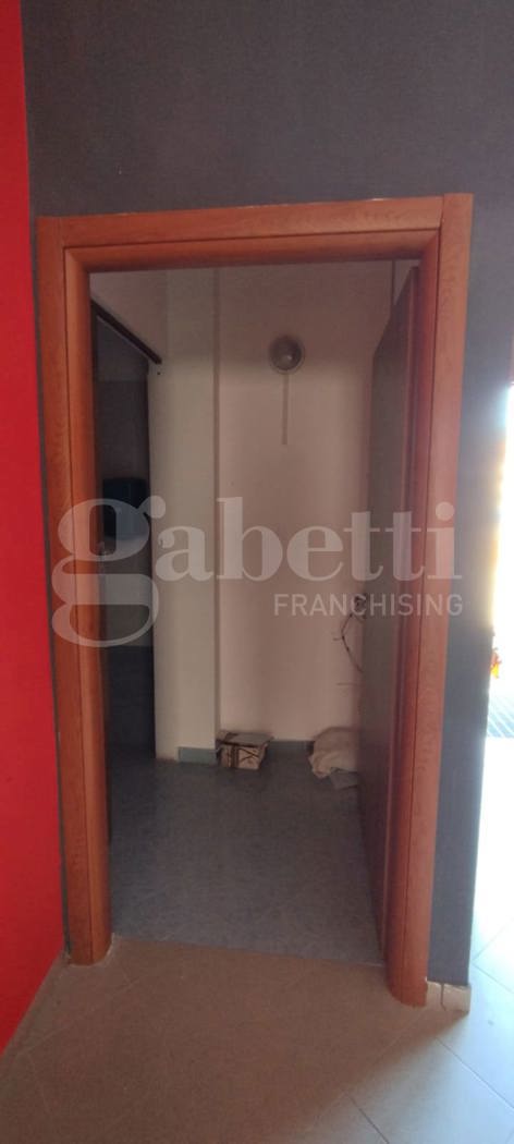 Negozio in affitto a Squillace