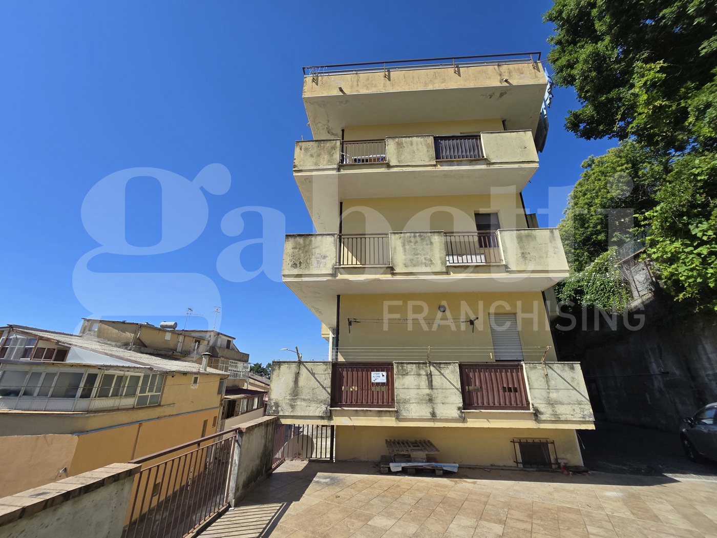 Quadrilocale in vendita a Pentone