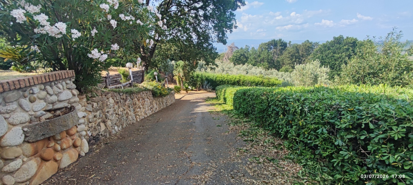 Villa in vendita a Amaroni