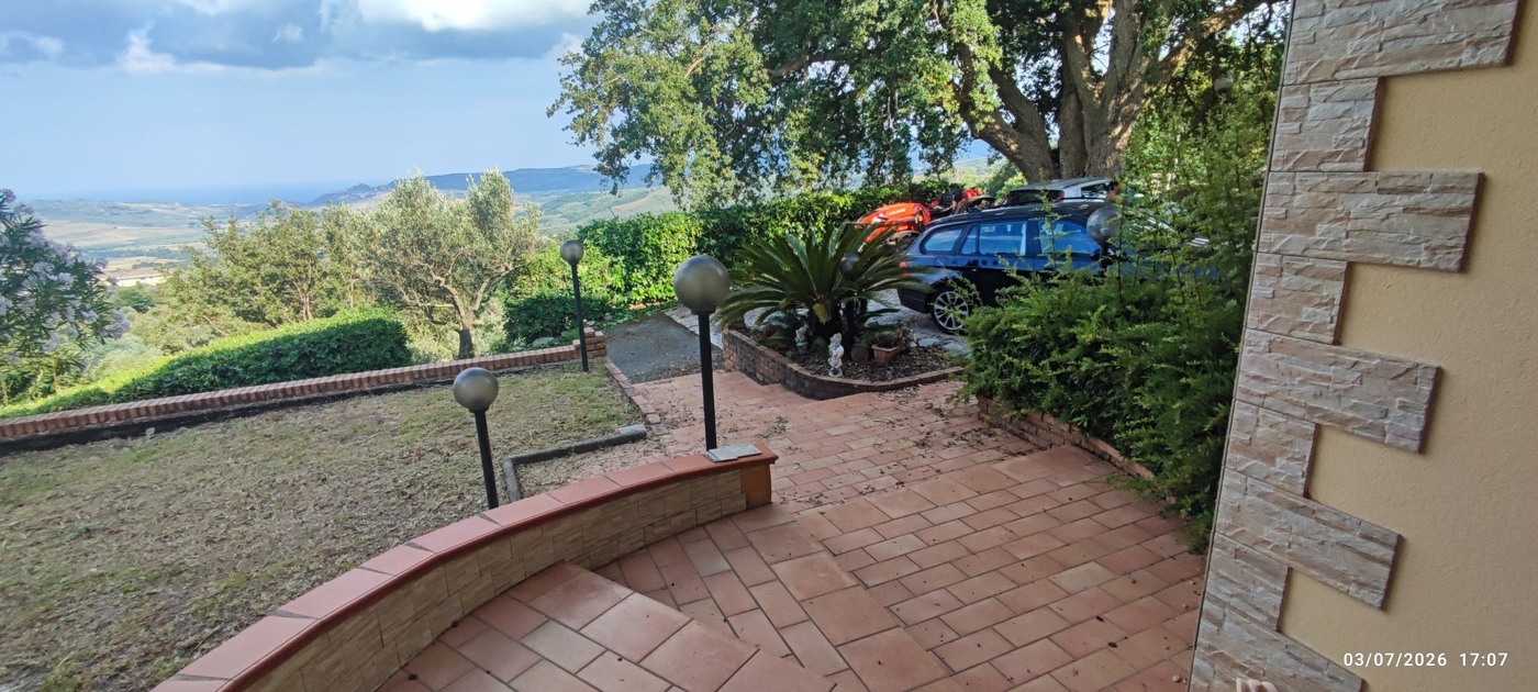 Villa in vendita a Amaroni
