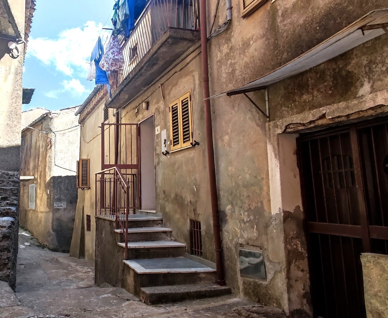 Trilocale in vendita a Girifalco