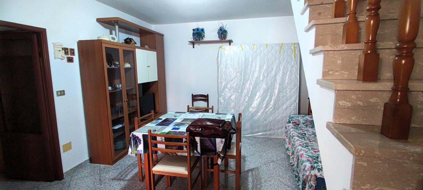 Trilocale in vendita a Girifalco