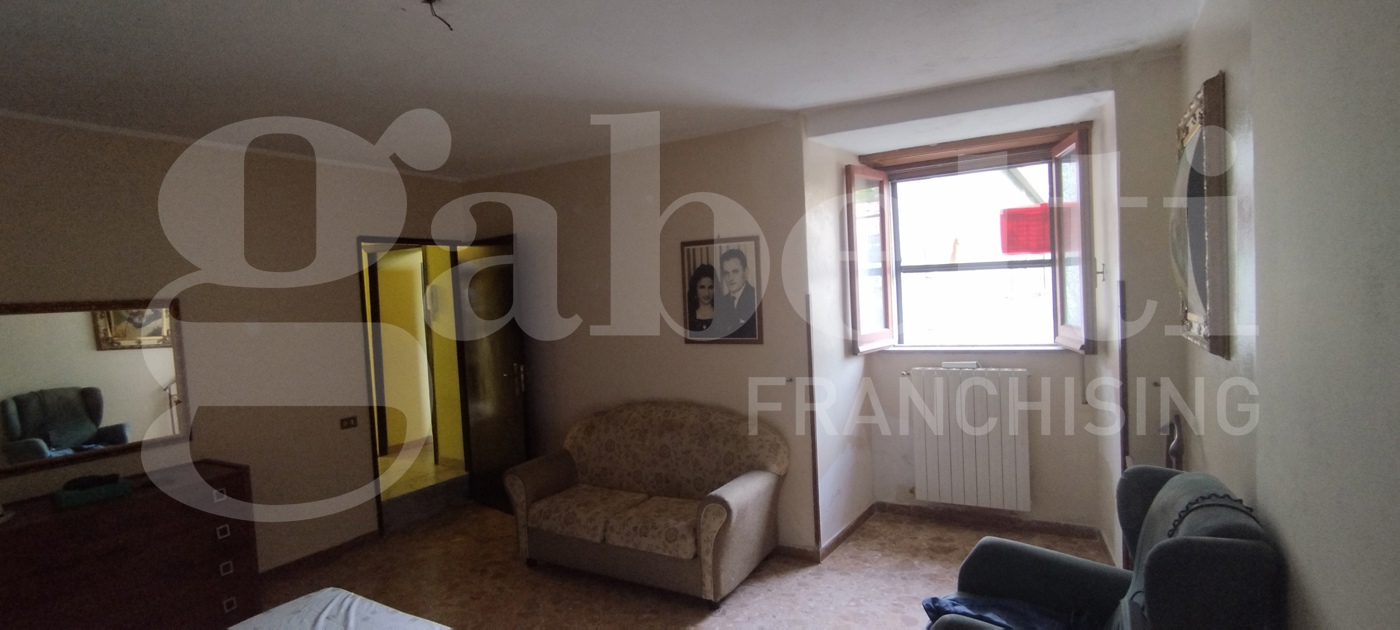 Appartamento da ristrutturare a Squillace