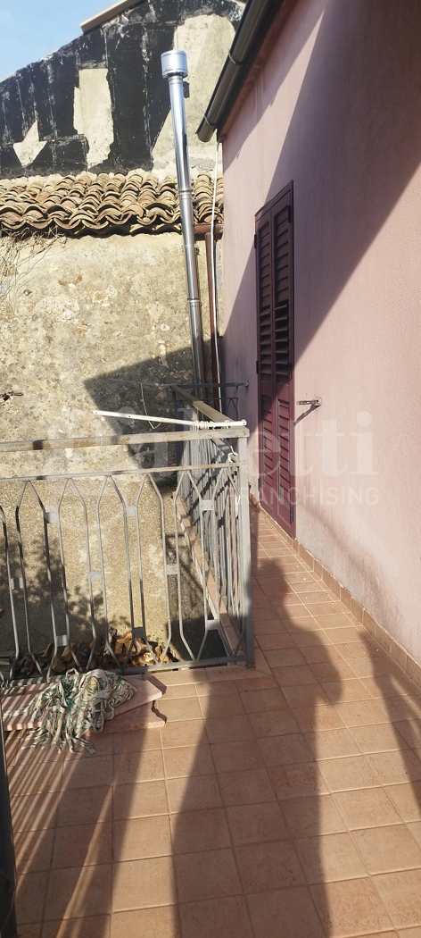 Trilocale in vendita a Amaroni