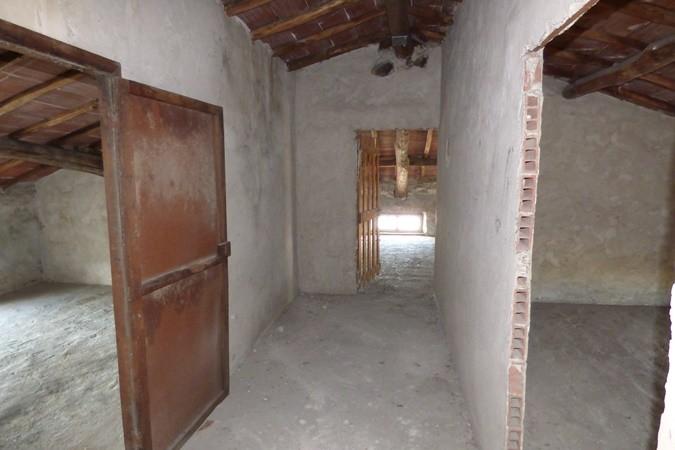 Stabile/Palazzo da ristrutturare, Lucca pontetetto