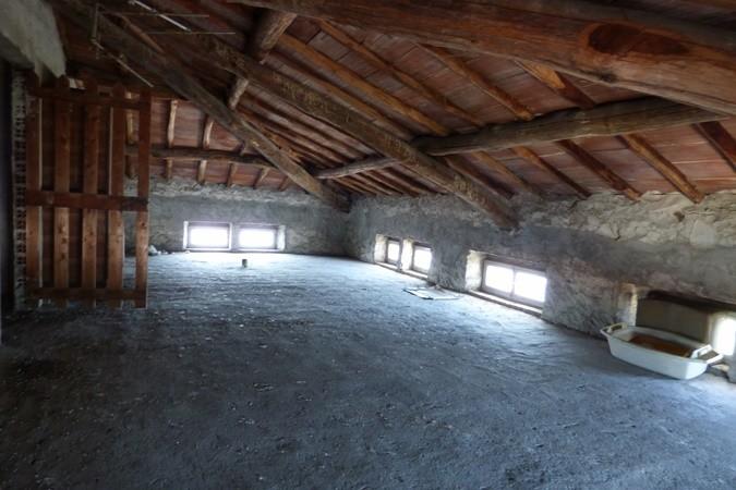 Stabile/Palazzo da ristrutturare, Lucca pontetetto