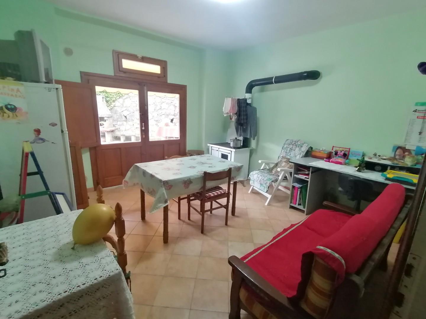 Villa con giardino, Lucca balbano