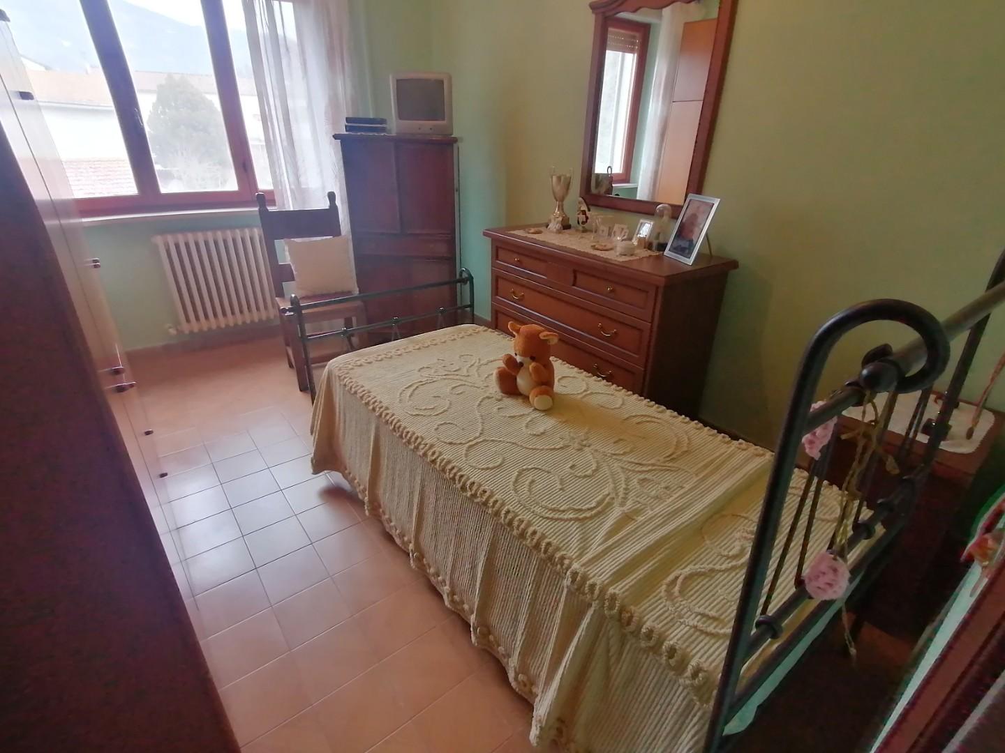 Villa con giardino, Lucca balbano