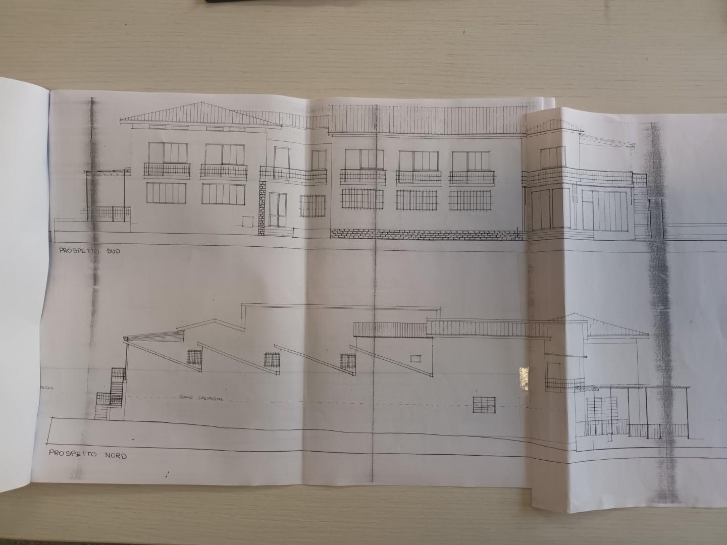 Appartamento con terrazzi a Porcari