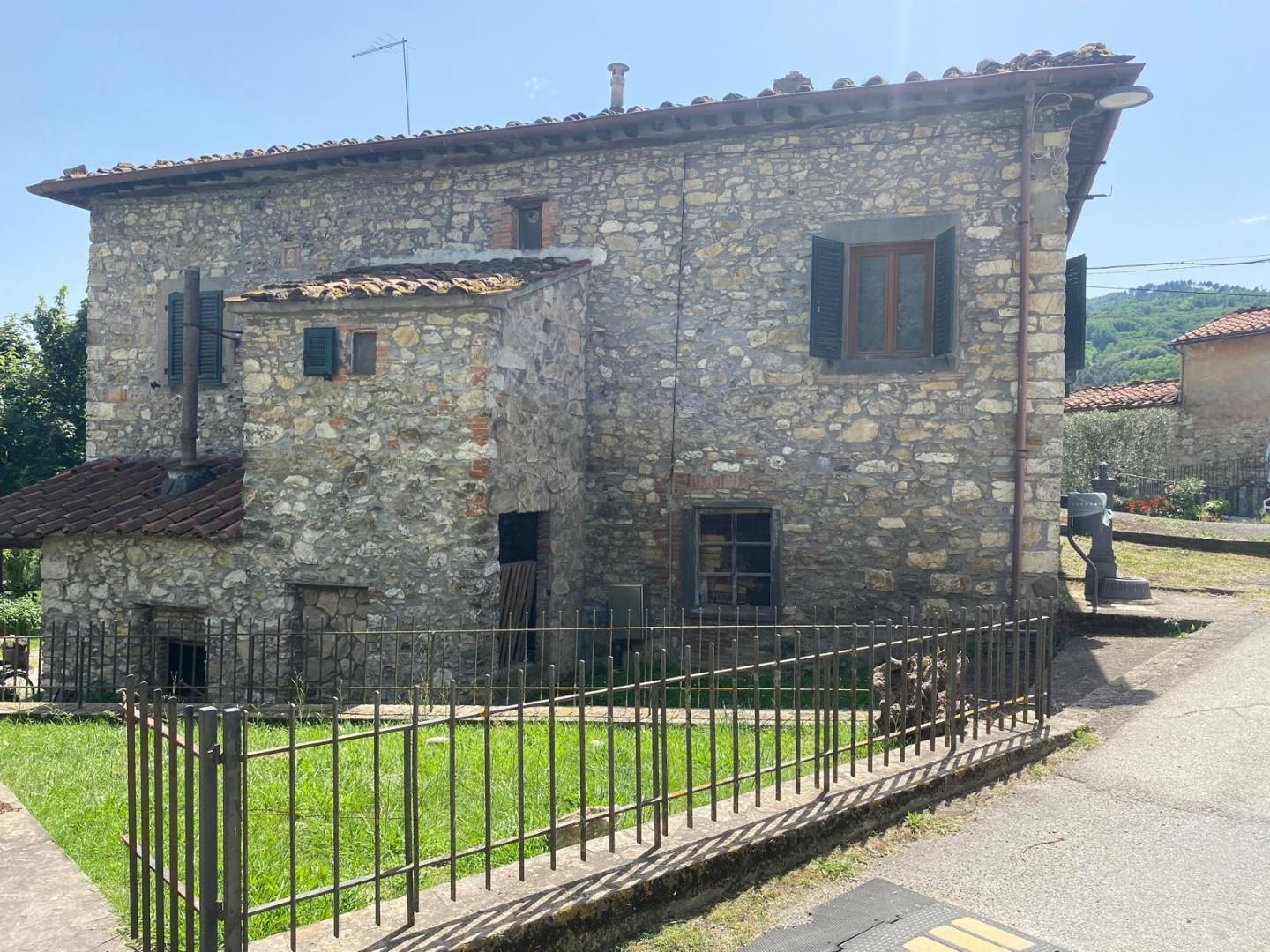 Casa indipendente in vendita, Borgo a Mozzano valdottavo