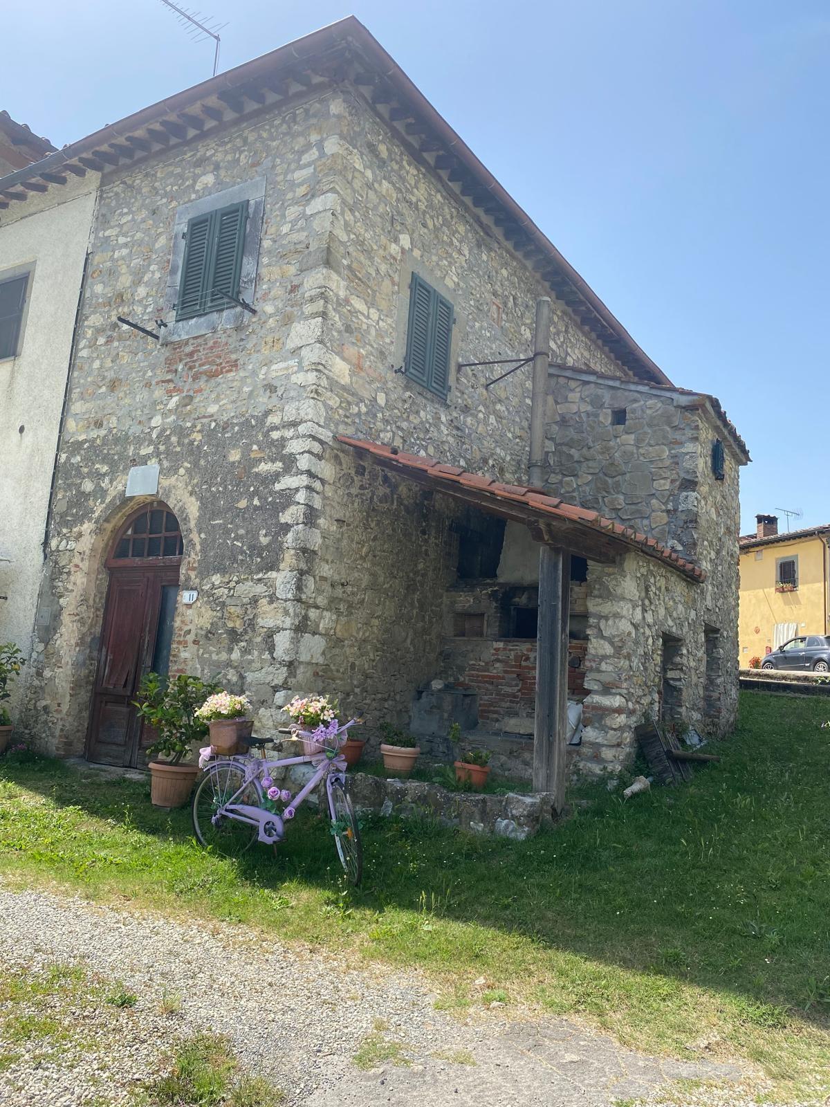 Casa indipendente in vendita, Borgo a Mozzano valdottavo