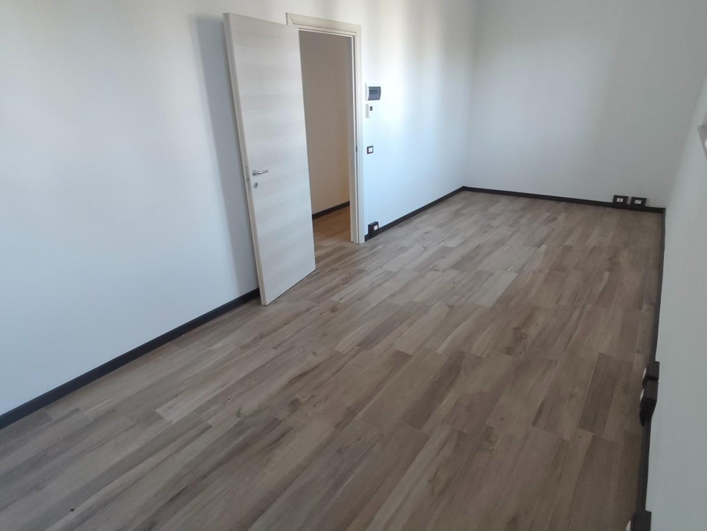 Ufficio in affitto, Lucca pontetetto