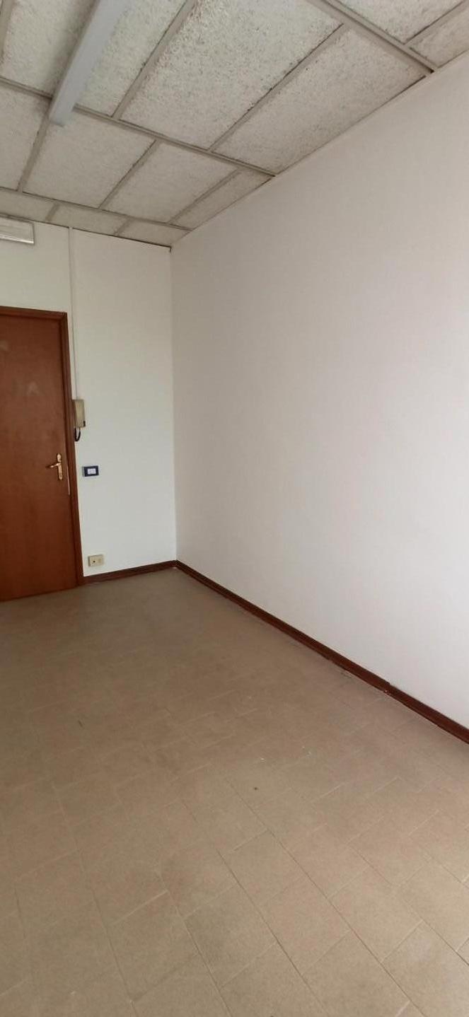 Ufficio in affitto, Capannori guamo