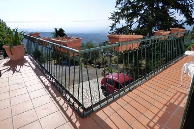 Rustico con terrazzo, Capannori matraia