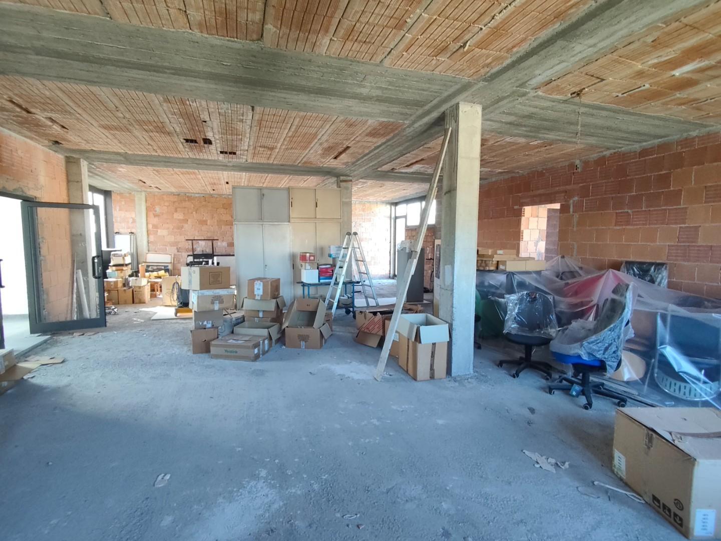 Ufficio da ristrutturare, Capannori guamo