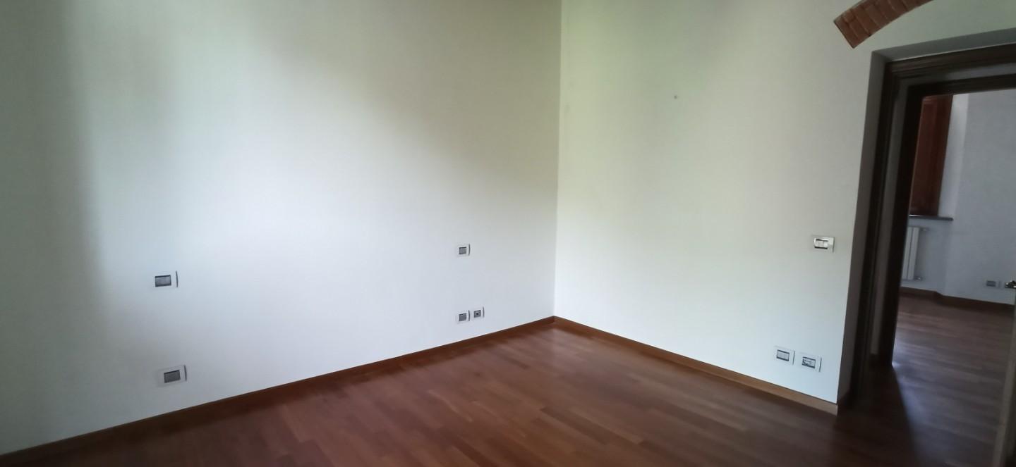 Quadrilocale con giardino, Lucca ponte a moriano