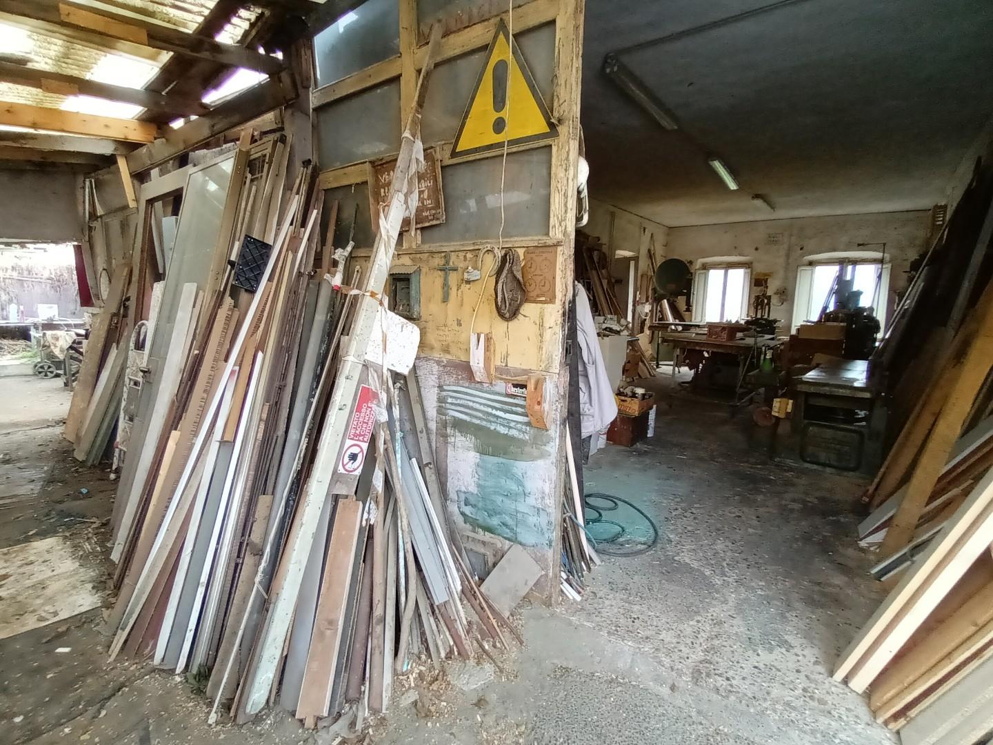 Laboratorio in vendita, Lucca san pietro a vico