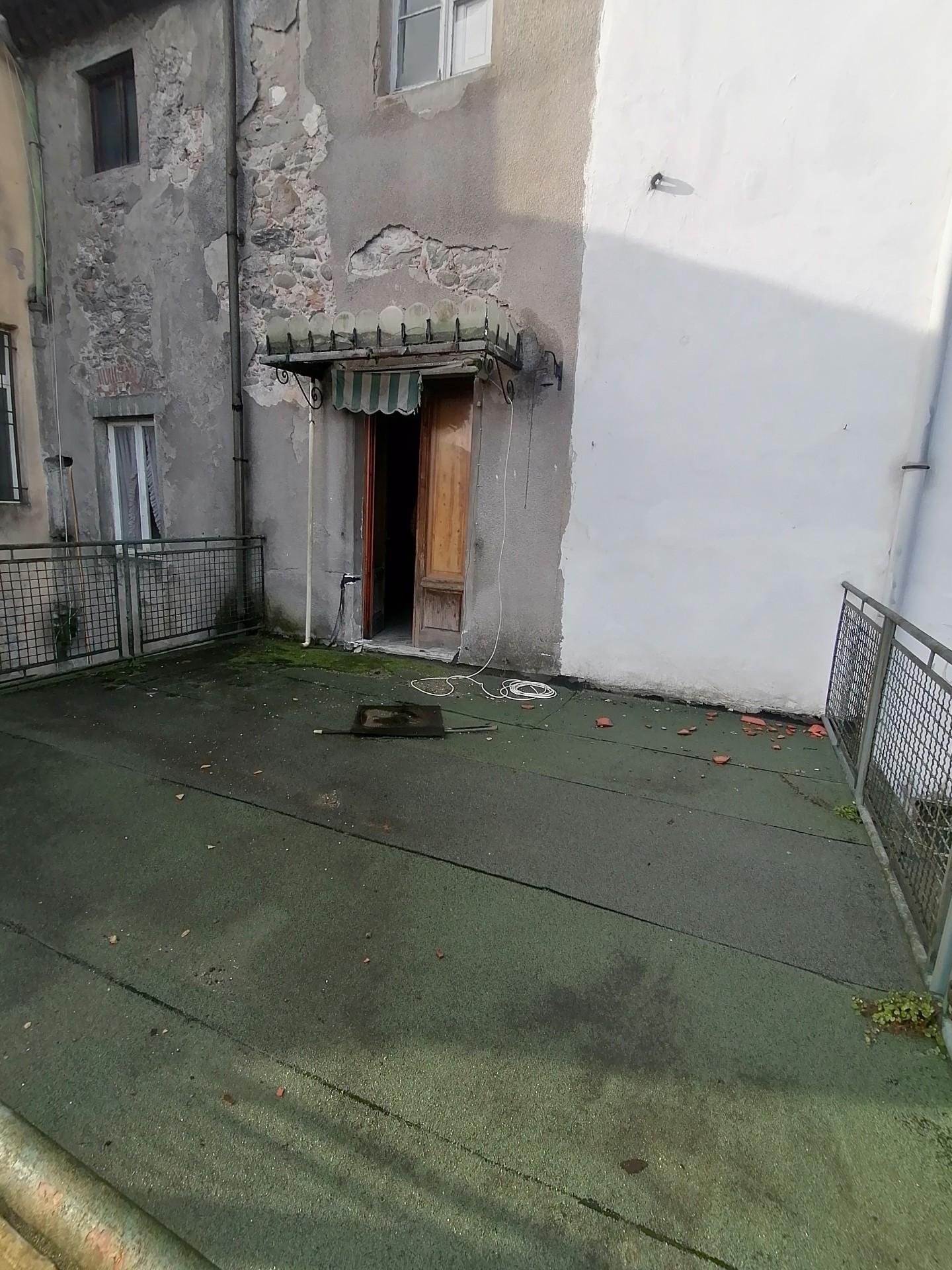 Appartamento con giardino a Gallicano