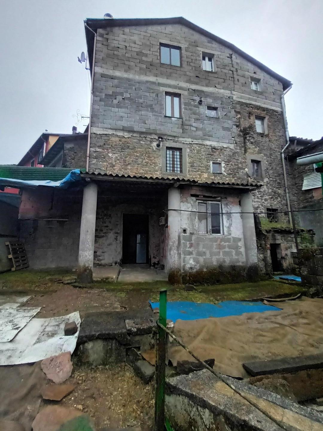 Casa indipendente con giardino a Bagni di Lucca