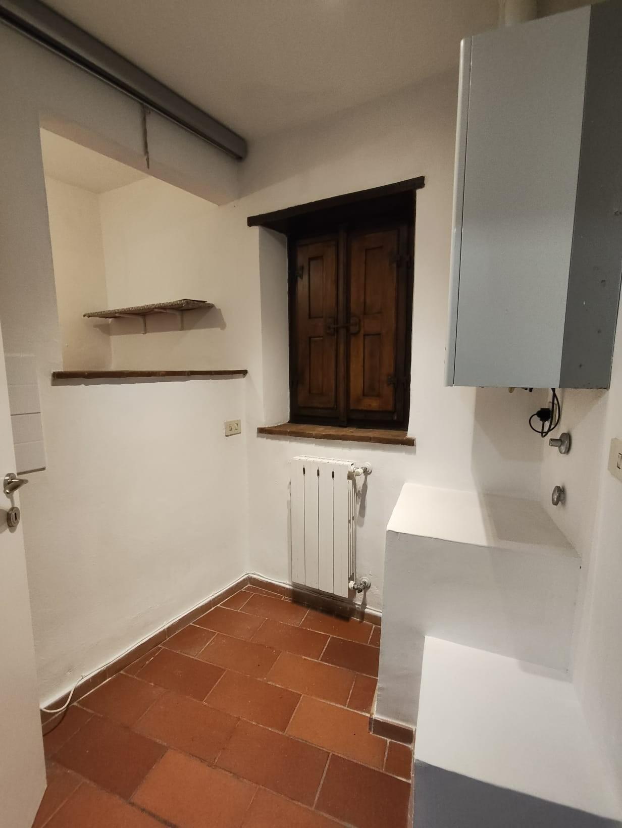 Casa indipendente arredata in affitto, Lucca nozzano