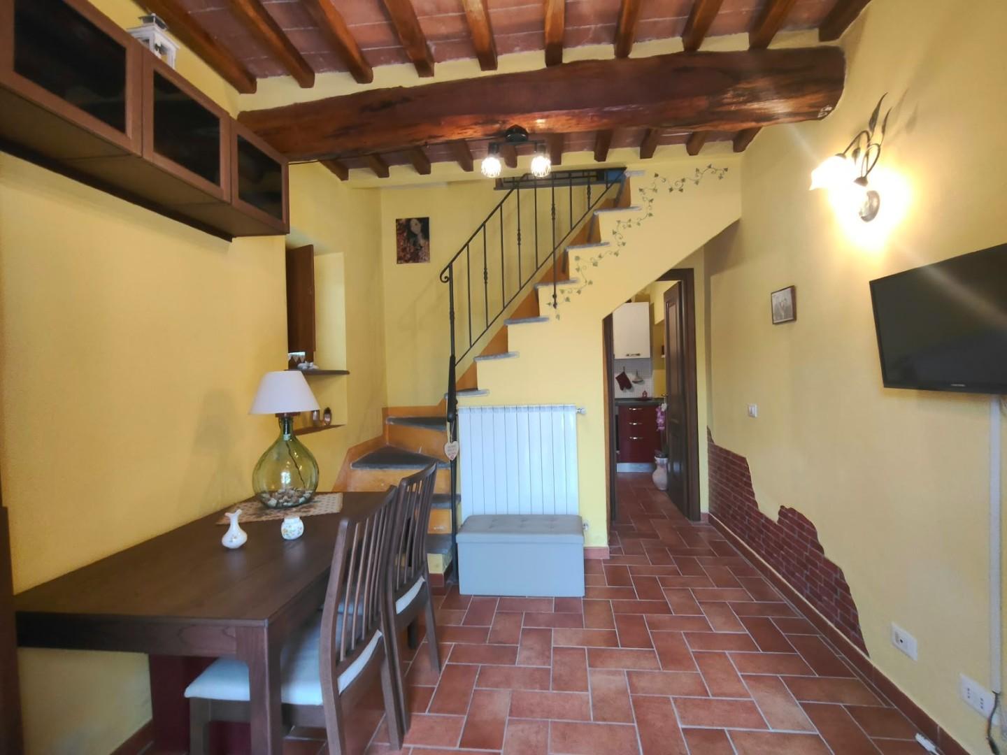 Casa indipendente in vendita, Capannori segromigno in monte