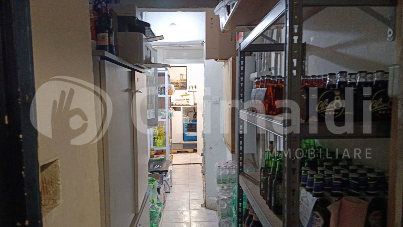 Negozio in vendita a Roma