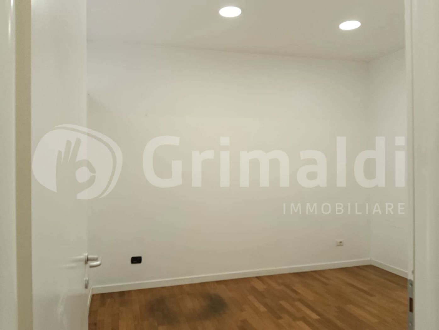 Negozio in affitto a Roma