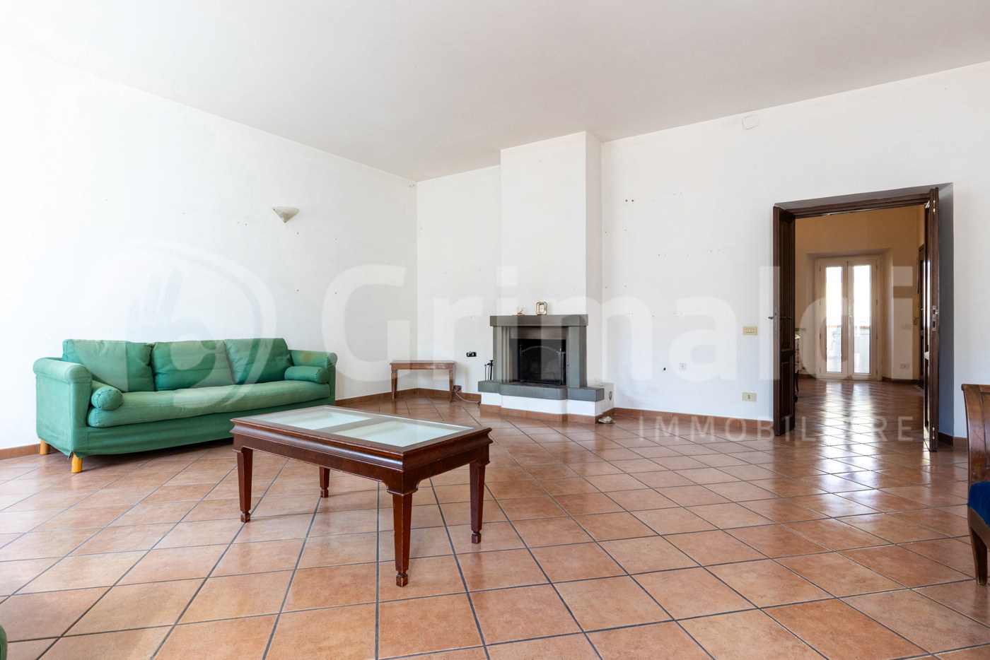 Quadrilocale vista mare a Marino