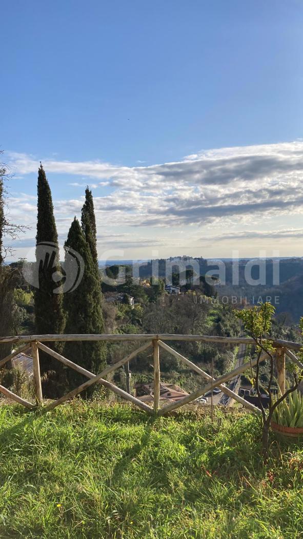 Villa con giardino a Castelnuovo di Porto