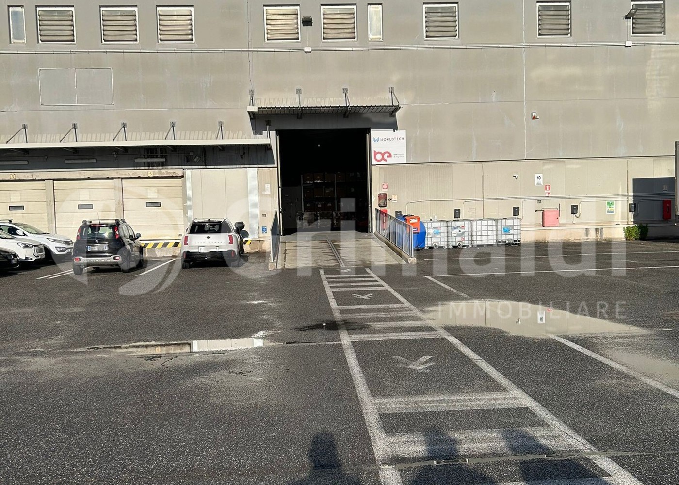 Capannone in vendita a Fiumicino