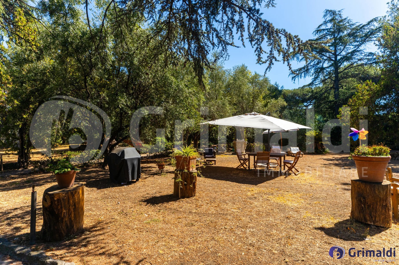 Villa con giardino a Ciampino