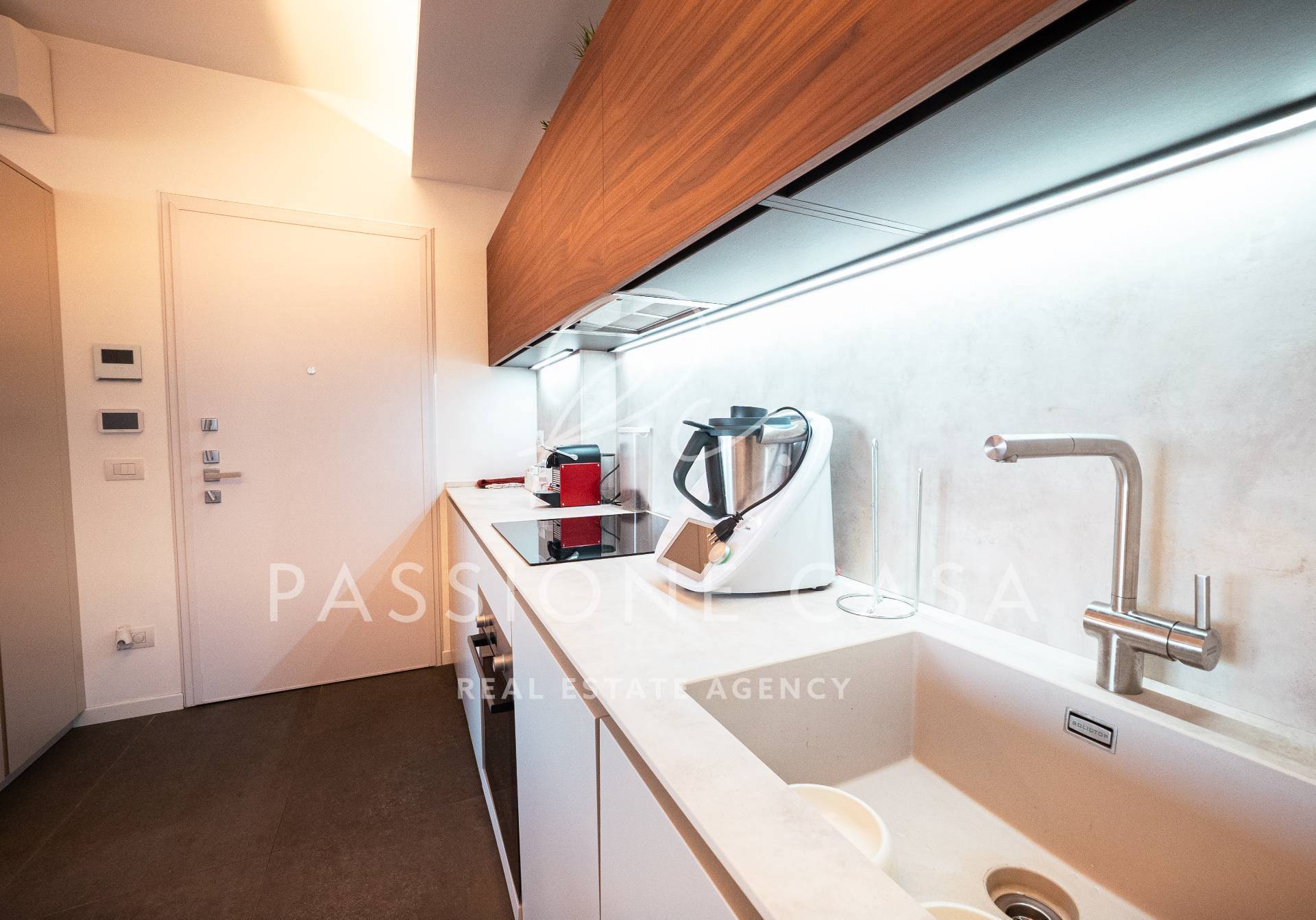 Appartamento in vendita a Segrate, Centro