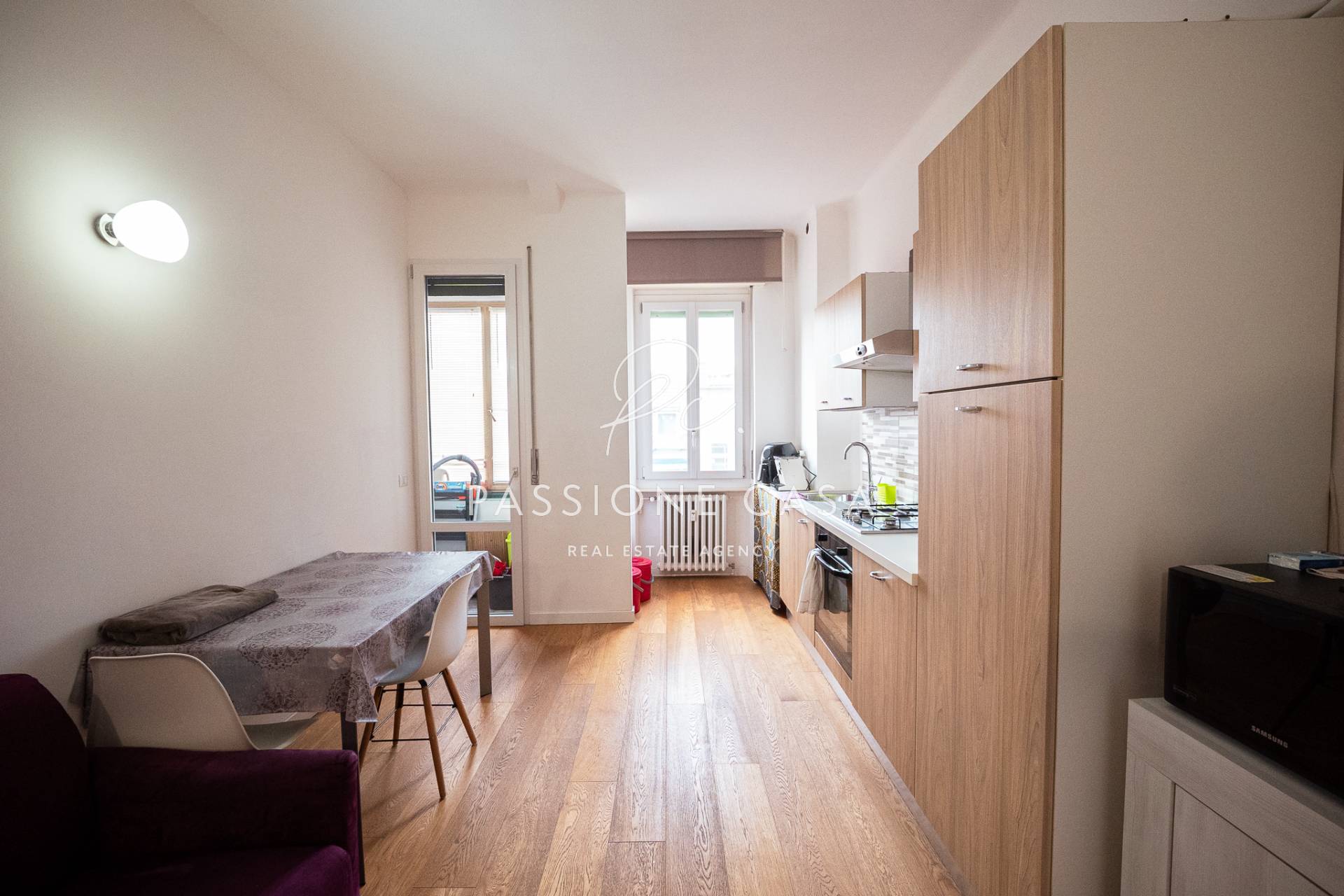 Appartamento in vendita a Milano, Corsica