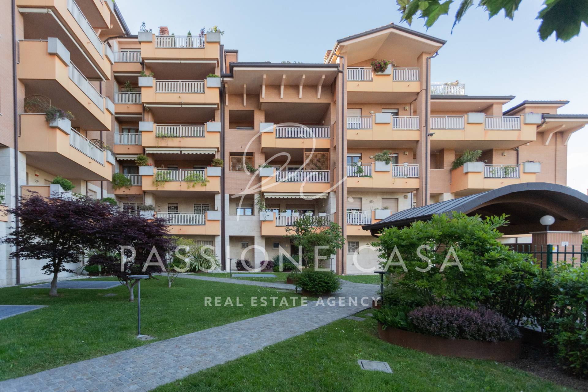 Appartamento in vendita a Segrate, Centro