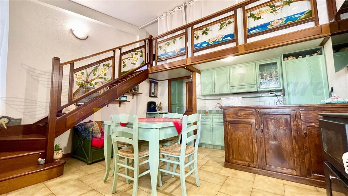 Bilocale con giardino in via ettore 16, Ardea