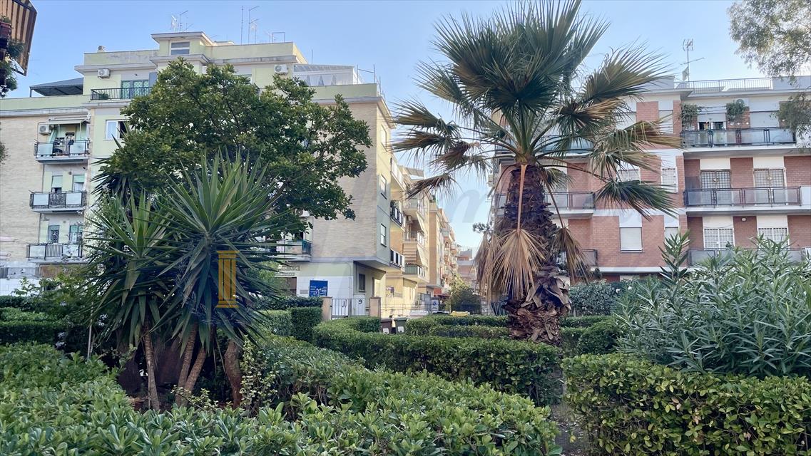 Trilocale in vendita in via zara 2, Pomezia