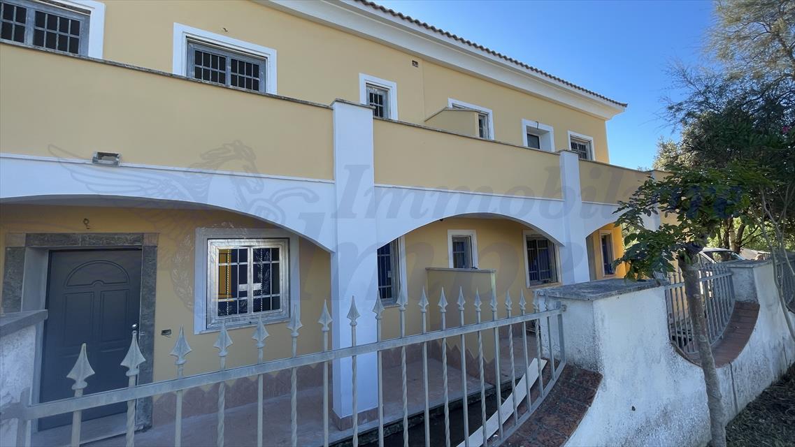 Bilocale con giardino in lungomare degli ardeatini 73, Ardea