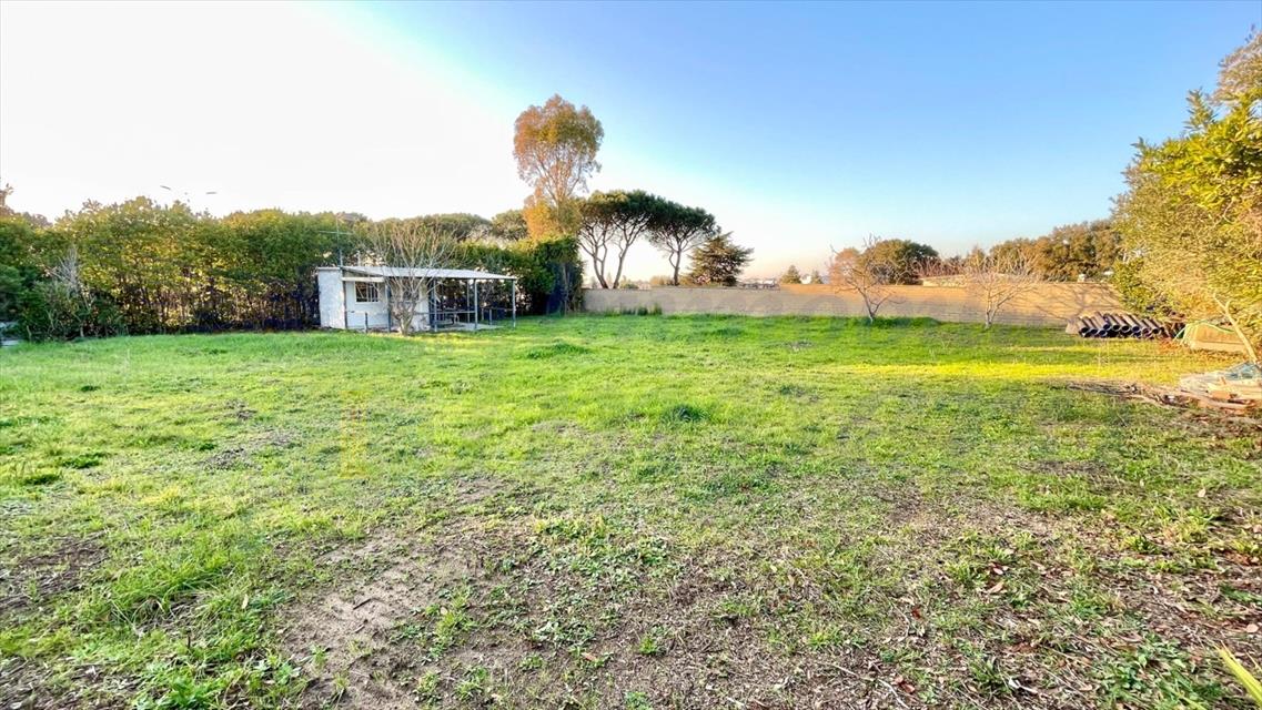 Terreno in vendita in via sant'andrea apostolo, Pomezia