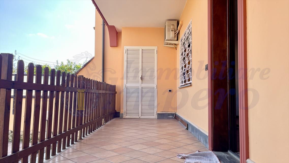 Villa con giardino, Pomezia martin pescatore