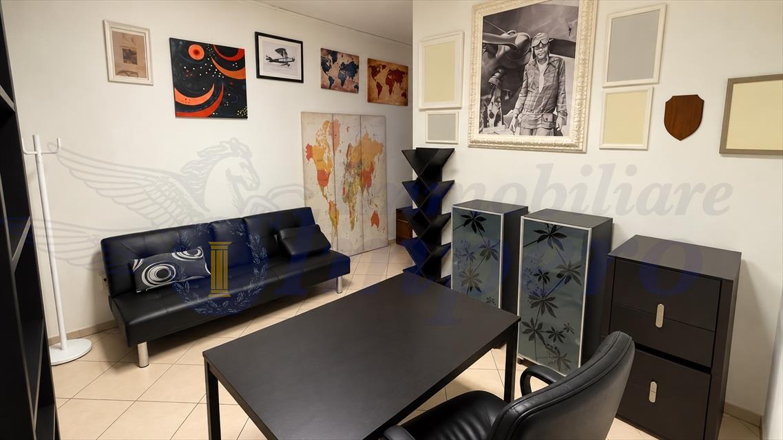 Ufficio in affitto in via dei castelli romani 24, Pomezia