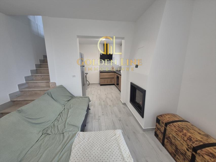 Casa indipendente con giardino in frazione vetice 10, Montefortino