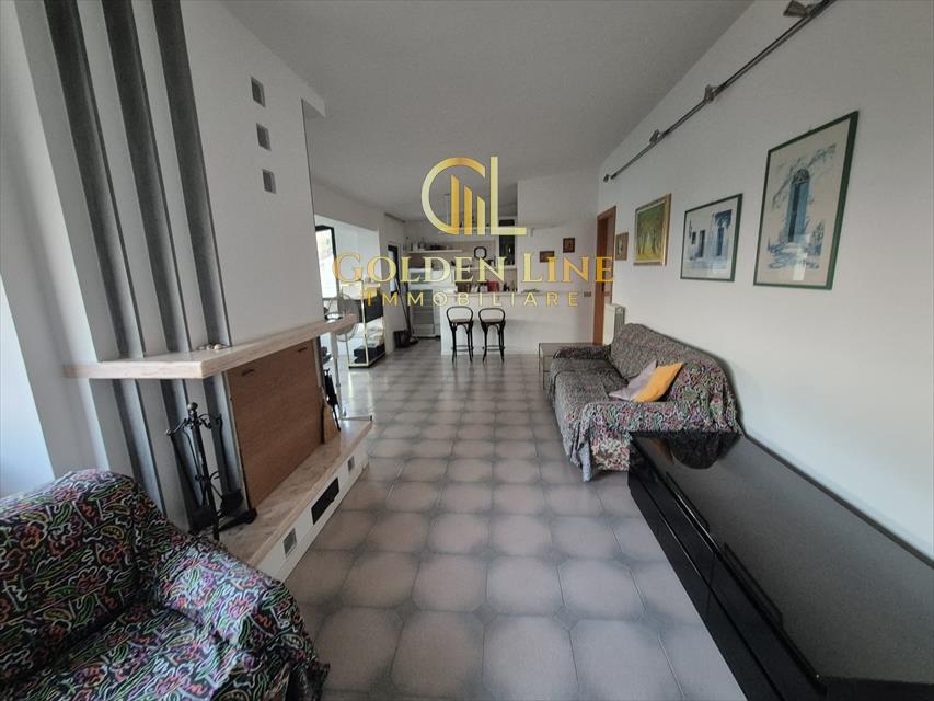 Trilocale classe A, Massignano periferia