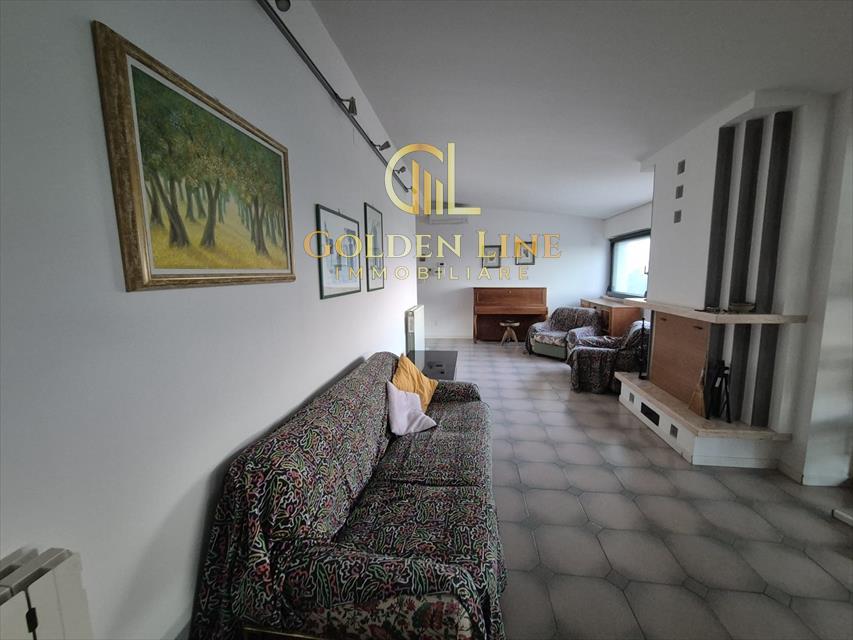 Trilocale classe A, Massignano periferia