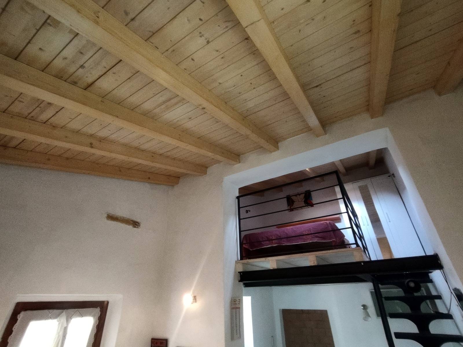 Casa semi indipendente in vendita a Camaiore