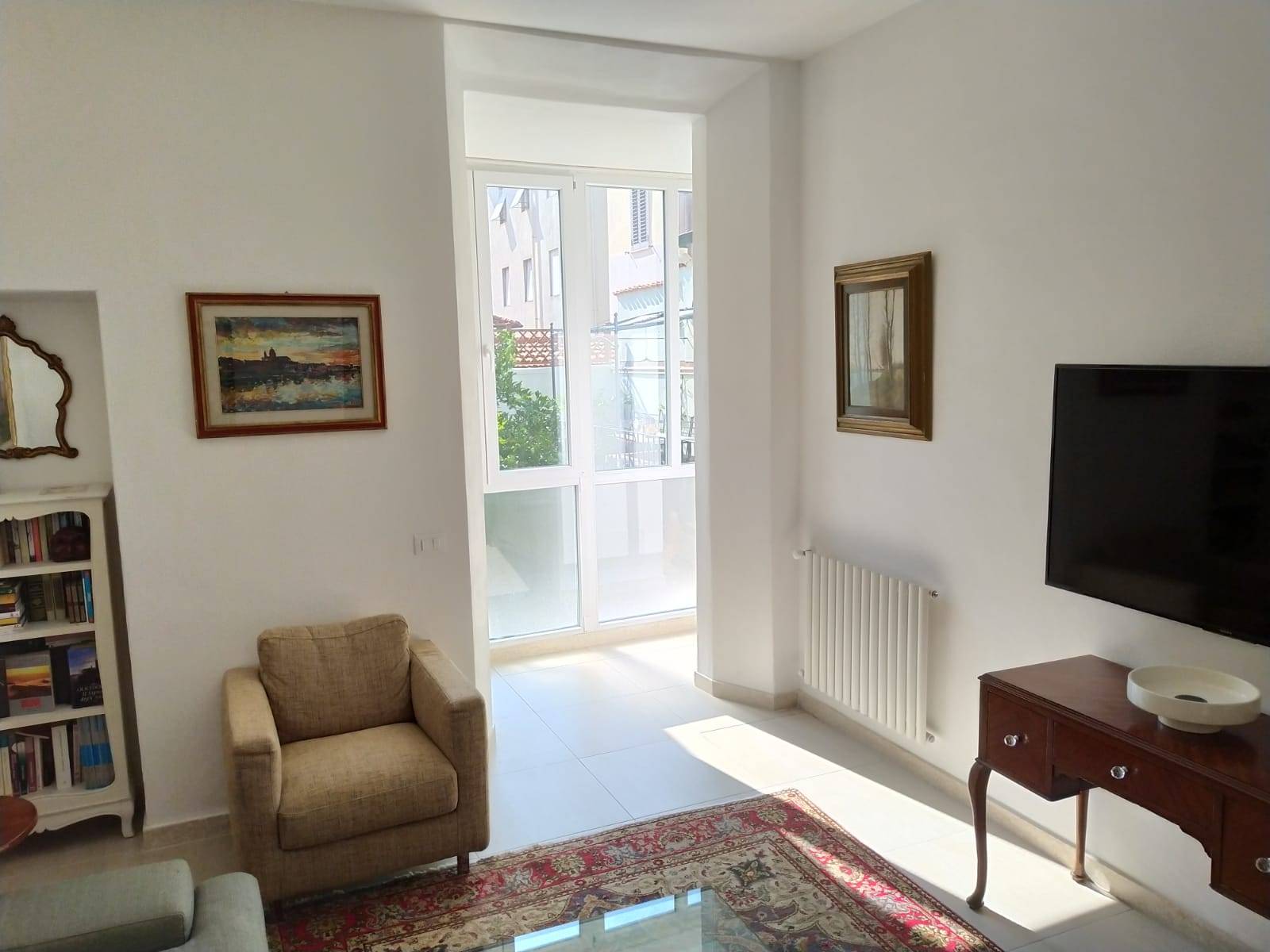 Appartamento in vendita a Viareggio, Centro Mare