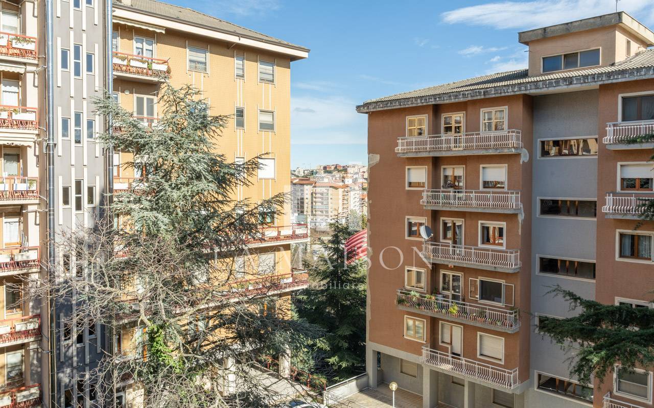 Appartamento in vendita a Campobasso, Semicentro